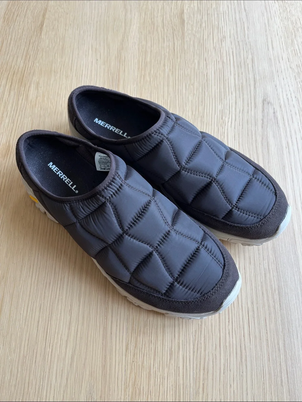 Merrell Men’s Moab 2 Slide Quilted Shoes in Dark Brown